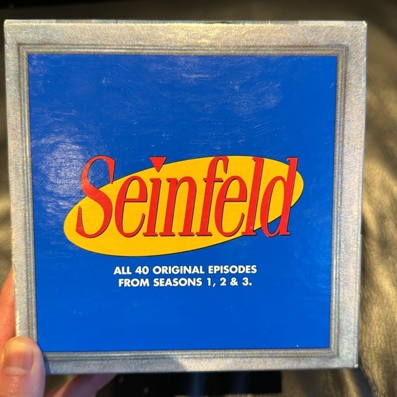 Seinfeld dvd set seasons 1, 2, 3 - Picture 8 of 9